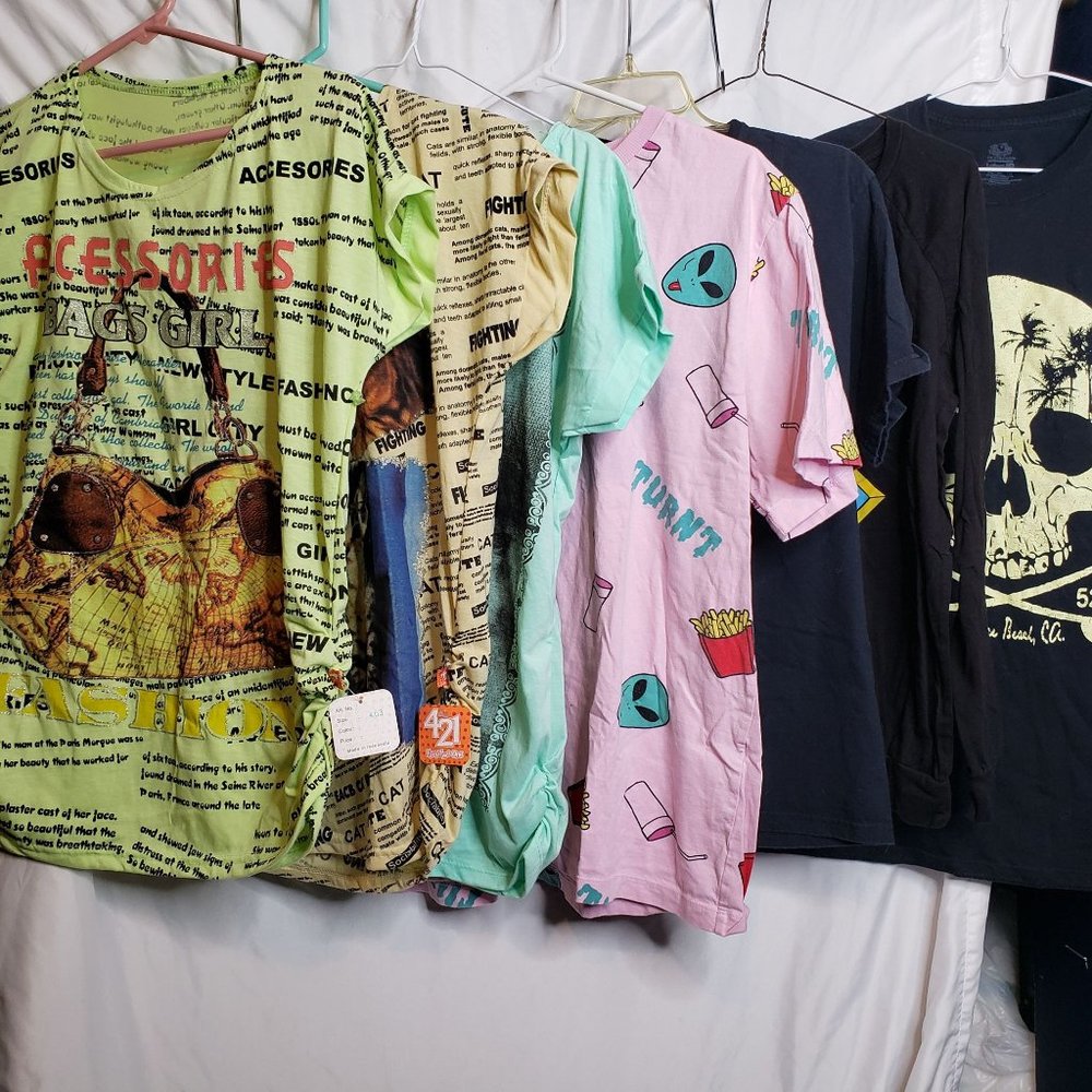 Novelty Shirt Lot 7 Assorted Sizes Colors Styles Cropped Long Short Sleeve As Is